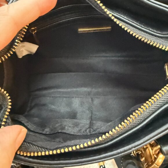 NWT STEVE MADDEN BGOMEZ CROSSBODY SATCHEL BAG W HEART DOG CHARM KEYRING - Picture 5 of 6